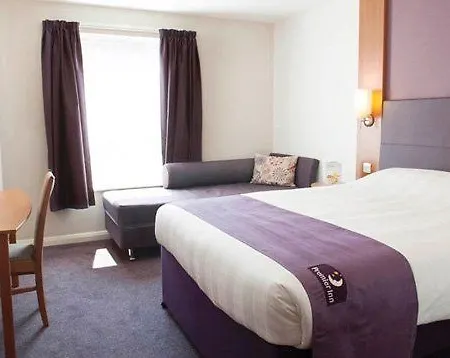 Отель Premier Premier South West 3*